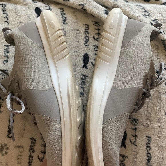 Skechers woman’s light gray Go Run runners style 14811 size 9 - Picture 4 of 12